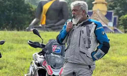 மீண்டும் பைக் டூர்: அஜித்தின் லேட்டஸ்ட் புகைப்படங்கள் வைரல்