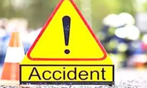 குளித்தலையில் பைக் மோதி சிறுவன் காயம்