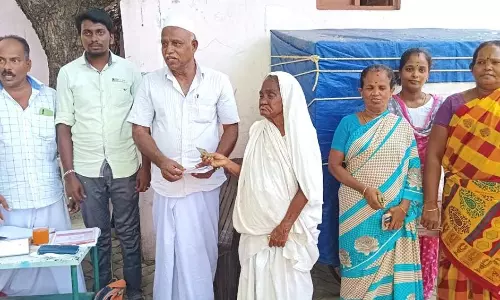 மகளிர் உரிமைத்தொகை டோக்கன் விநியோகம்