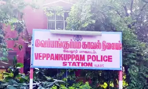 காதலன் தான் வேண்டுமென கதறி அழுத பொள்ளாச்சி இளம்பெண்