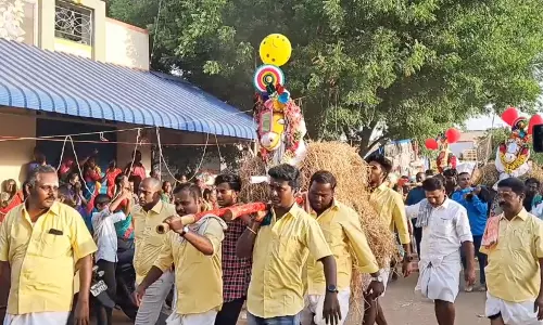 ஆடி மாத புரவி எடுப்பு திருவிழா