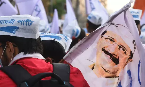 ஜம்மு காஷ்மீரில் காணாமல் போன பெண்கள் குறித்து கேள்வி எழுப்பி ஆம் ஆத்மி ஆர்ப்பாட்டம்