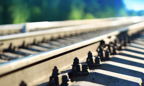 மெக்சிகோவில் பஸ் மீது ரெயில் மோதியதில் 7 பேர் பலி