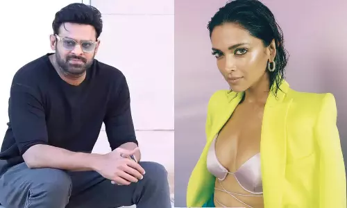 தீபிகா மிகப்பெரிய சூப்பர் ஸ்டார்.. பிரபாஸ் புகழாரம்