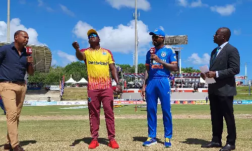 முதல் டி20 கிரிக்கெட்.. வெஸ்ட் இண்டீஸ் பேட்டிங் தேர்வு: இந்திய அணியில் திலக் வர்மா, முகேஷ் அறிமுகம்