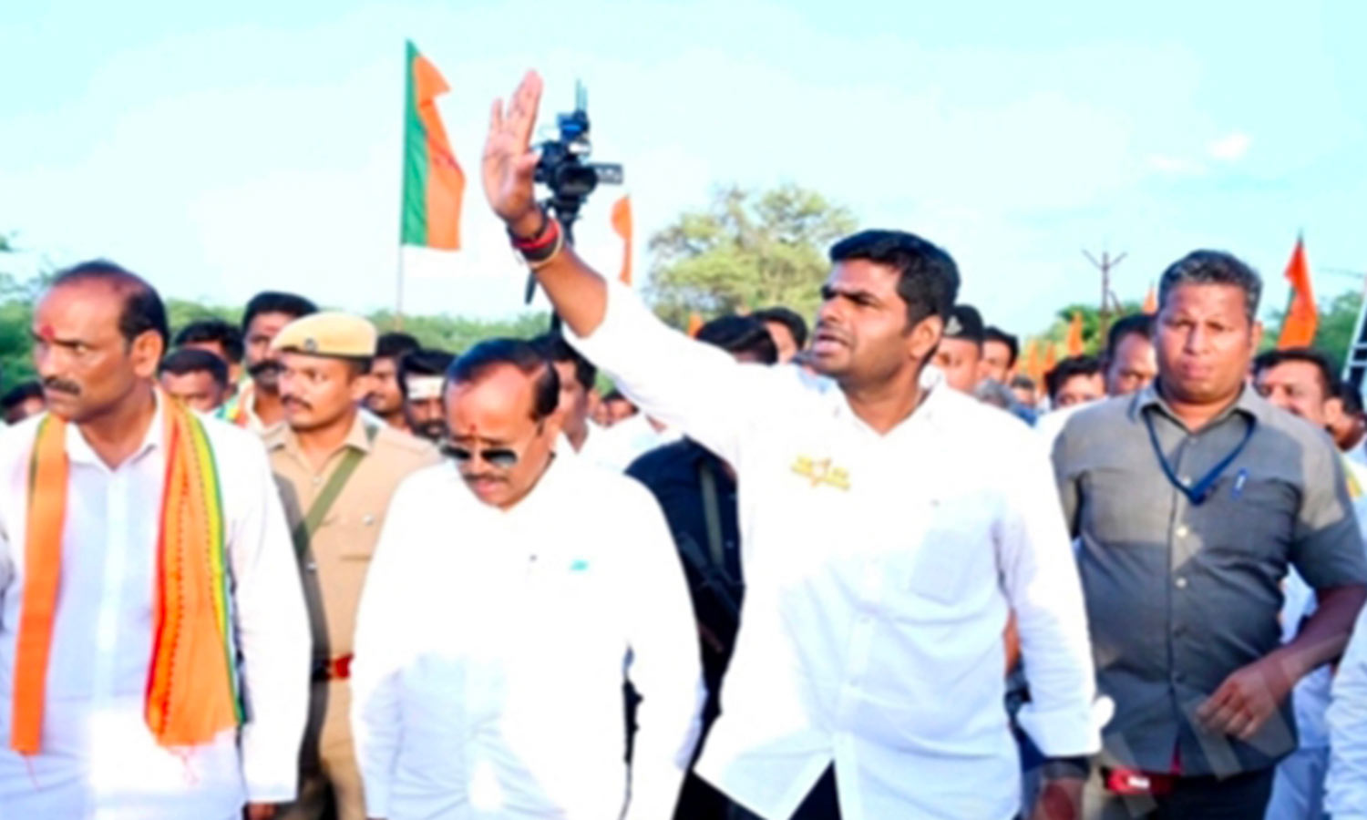 அரசியல் விஞ்ஞானி செல்லூர் ராஜூவுக்கு பதில் சொல்ல முடியாது- அண்ணாமலை பேட்டி