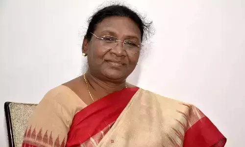 4 நாள் சுற்றுப்பயணமாக ஜனாதிபதி திரவுபதி முர்மு இன்று சென்னை வருகை 4 நாள் சுற்றுப்பயணமாக ஜனாதிபதி திரவுபதி முர்மு இன்று சென்னை வருகை