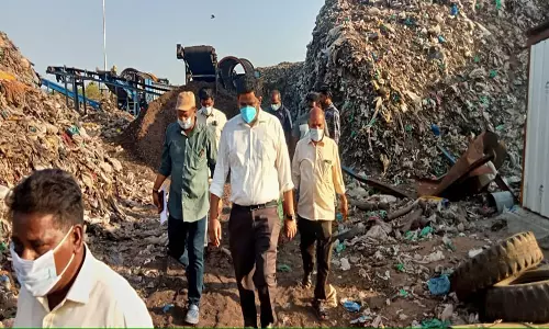 காரைக்கால் நகராட்சி குப்பை கிடங்கை  மாவட்ட கலெக்டர் ஆய்வு