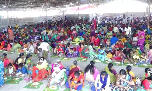 பக்தர்களுக்கு பிரமாண்ட விருந்து