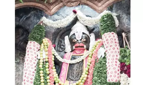 முத்தம்பட்டி ஆஞ்சநேயர் கோவிலில் சிறப்பு பூஜை