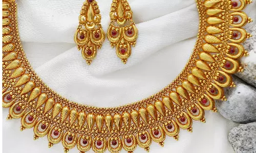 ஆடிப்பெருக்கை முன்னிட்டு கோவையில் 200 கிலோ தங்க நகைகள் விற்பனை