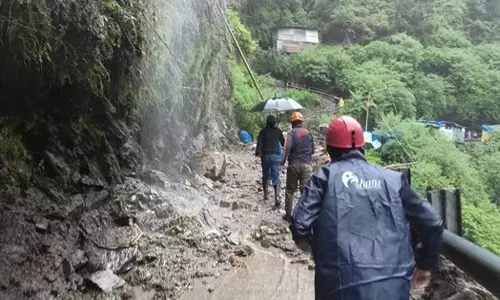 3 பேர் பலி; 10-க்கும் மேற்பட்டோர் மாயம்: உத்தரகாண்டில் கடும் மழையினால் நிலச்சரிவு