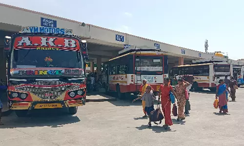 சித்தூரில் இரு கட்சிகள் மோதலால் பந்த்: வேலூர்-ஆந்திரா பஸ்கள் ஓடவில்லை