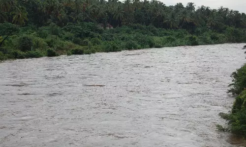 பவானி ஆற்றின் குறுக்கே உயர்மட்ட பாலம் கேட்டு 50 ஆண்டு காலமாக போராடும் கிராம மக்கள்