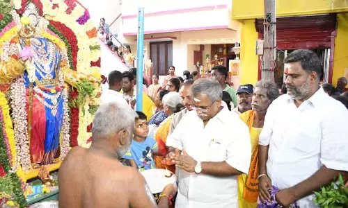 முத்து மாரியம்மன் கோவில் செடல்-தேர்  திருவிழா