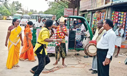 திடக்கழிவு மேலாண்மை குறித்து பொதுமக்களிடம் விழிப்புணர்வு