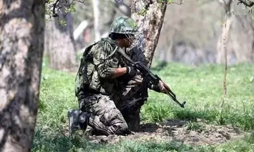 ஜம்மு காஷ்மீர் ரஜோரியில் நடந்த என்கவுன்டரில் பயங்கரவாதி சுட்டுக் கொலை