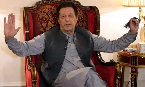 இம்ரான் கான் கைது செய்யப்பட்டதை கண்டித்து நாடு தழுவிய போராட்டம்- பிடிஐ கட்சி அறிவிப்பு