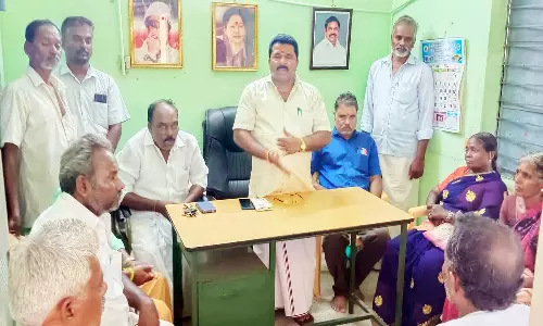 சிறுநாத்தூர் கூட்டுறவு சங்க நிர்வாகக்குழு கூட்டம்