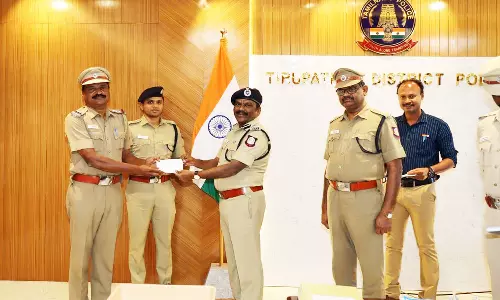 நாட்டறம்பள்ளி போலீஸ் சப்- இன்ஸ்பெக்டருக்கு டி.ஐ.ஜி. பாராட்டு