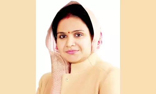 கணவர் ரூ.2 லட்சம் லஞ்சம் வாங்கியபோது கைது: ஜெய்ப்பூர் பெண் மேயர் நீக்கம்- கவுன்சிலர் பதவியில் இருந்தும் சஸ்பெண்டு