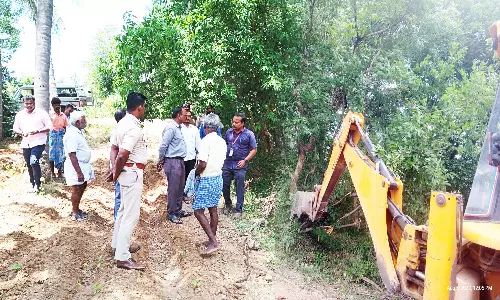 சுடுகாடு ஆக்கிரமிப்பு அகற்றம்