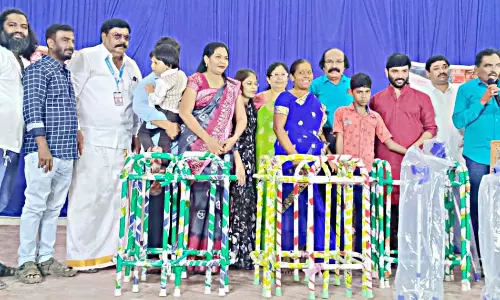 நலத்திட்ட உதவிகள் வழங்கும் விழா