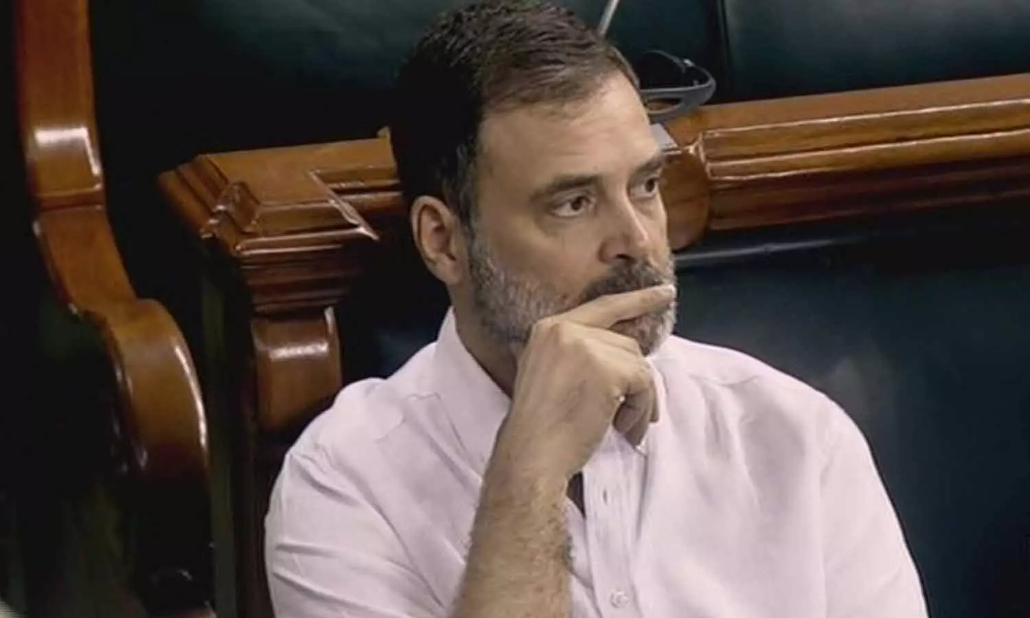 மீண்டும் பாராளுமன்றத்தில் ராகுல் காந்தி: மக்களவை 2 மணி வரை ஒத்திவைப்பு மீண்டும் பாராளுமன்றத்தில் ராகுல் காந்தி: மக்களவை 2 மணி வரை ஒத்திவைப்பு