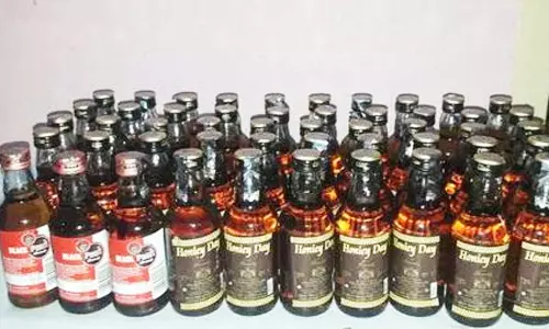 மது விற்ற வாலிபர் கைது