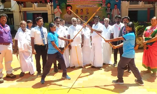 பாவூர்சத்திரத்தில் மாவட்ட அளவிலான சிலம்ப  போட்டி