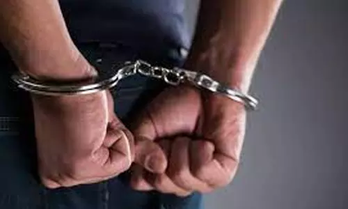 அரசு அனுமதியின்றி மது விற்ற 9 பேர் கைது