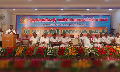 காலாவதியான சுங்கச்சாவடிகளை அகற்ற அரசு நடவடிக்கை எடுக்க வேண்டும்