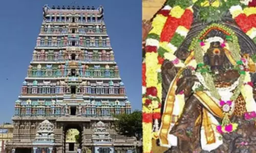 தண்ணீர் மேல் நின்று காட்சி அளித்த நடராஜர்