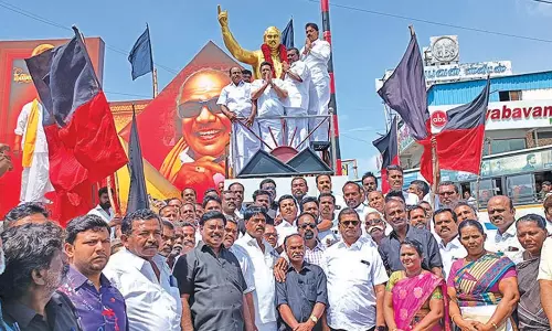 கிருஷ்ணகிரி தி.மு.க சார்பில் கருணாநிதி 5-ம் ஆண்டு நினைவு நாள் அனுசரிப்பு