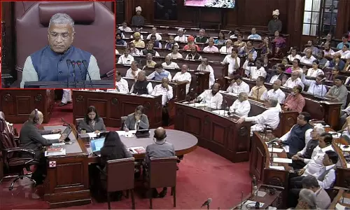 டெல்லி அவசர சட்ட திருத்த மசோதா வாக்கெடுப்பின் மூலம் நிறைவேற்றம்