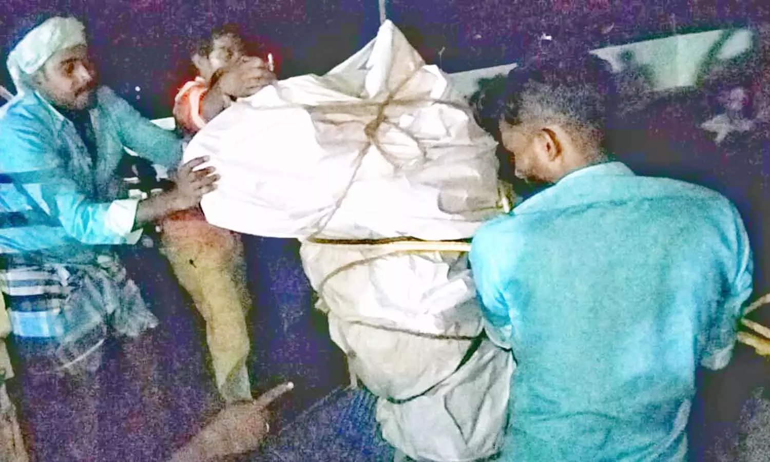 விருதுநகர் பா.ஜ.க. அலுவலகத்தில் பரபரப்பு- அனுமதியின்றி வைக்கப்பட்ட பாரதமாதா சிலை அகற்றம்