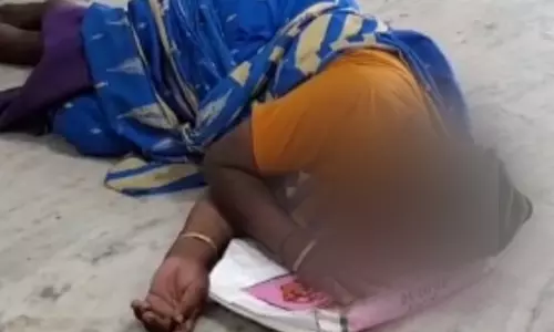 மூதாட்டியிடம் தங்க சங்கிலி அபேஸ்