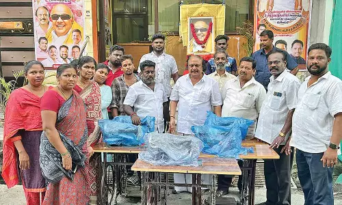 ஏழைகளுக்கு நலத்திட்ட உதவிகள்