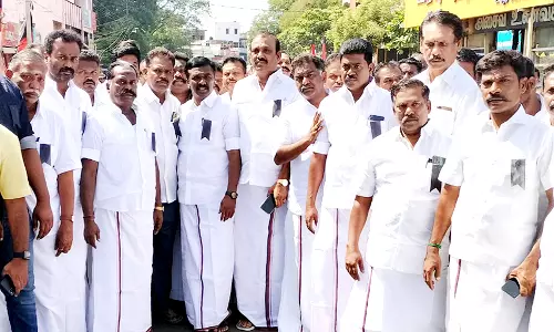 கருணாநிதி நினைவு நாள் ஊர்வலம்