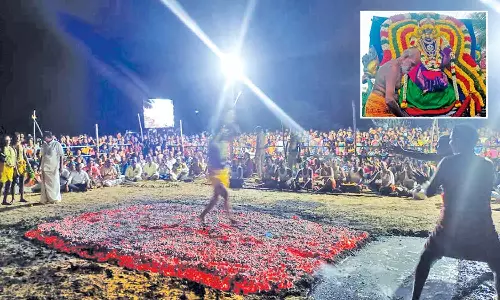 திரவுபதை அம்மன் கோவிலில் தீமிதி திருவிழா