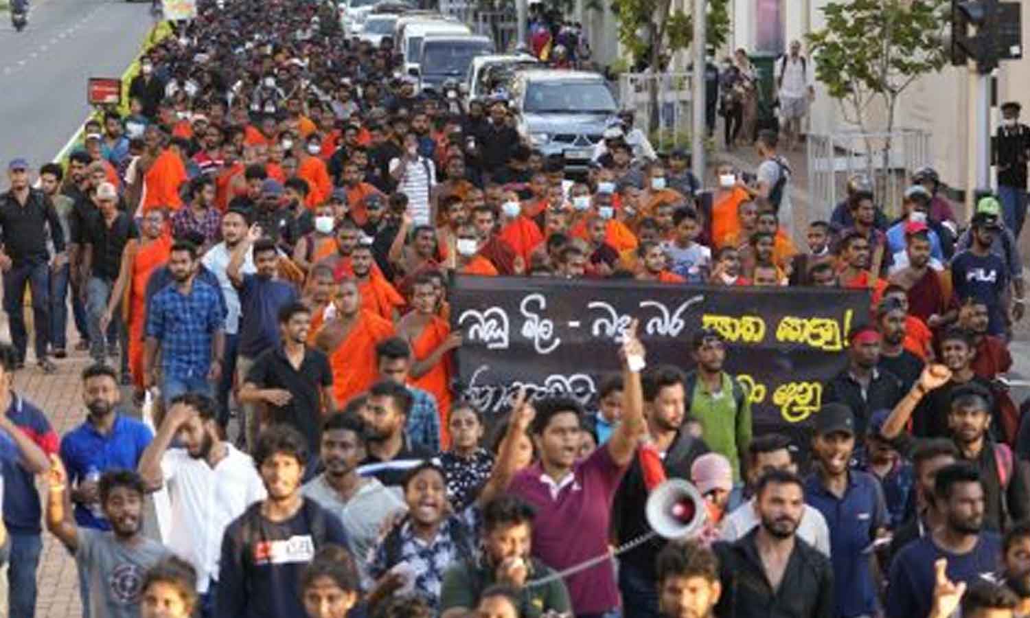 இலங்கையில் மீண்டும் மக்கள் போராட்டம் வெடிக்கும் அபாயம்- உளவுத்துறை எச்சரிக்கையால் பரபரப்பு