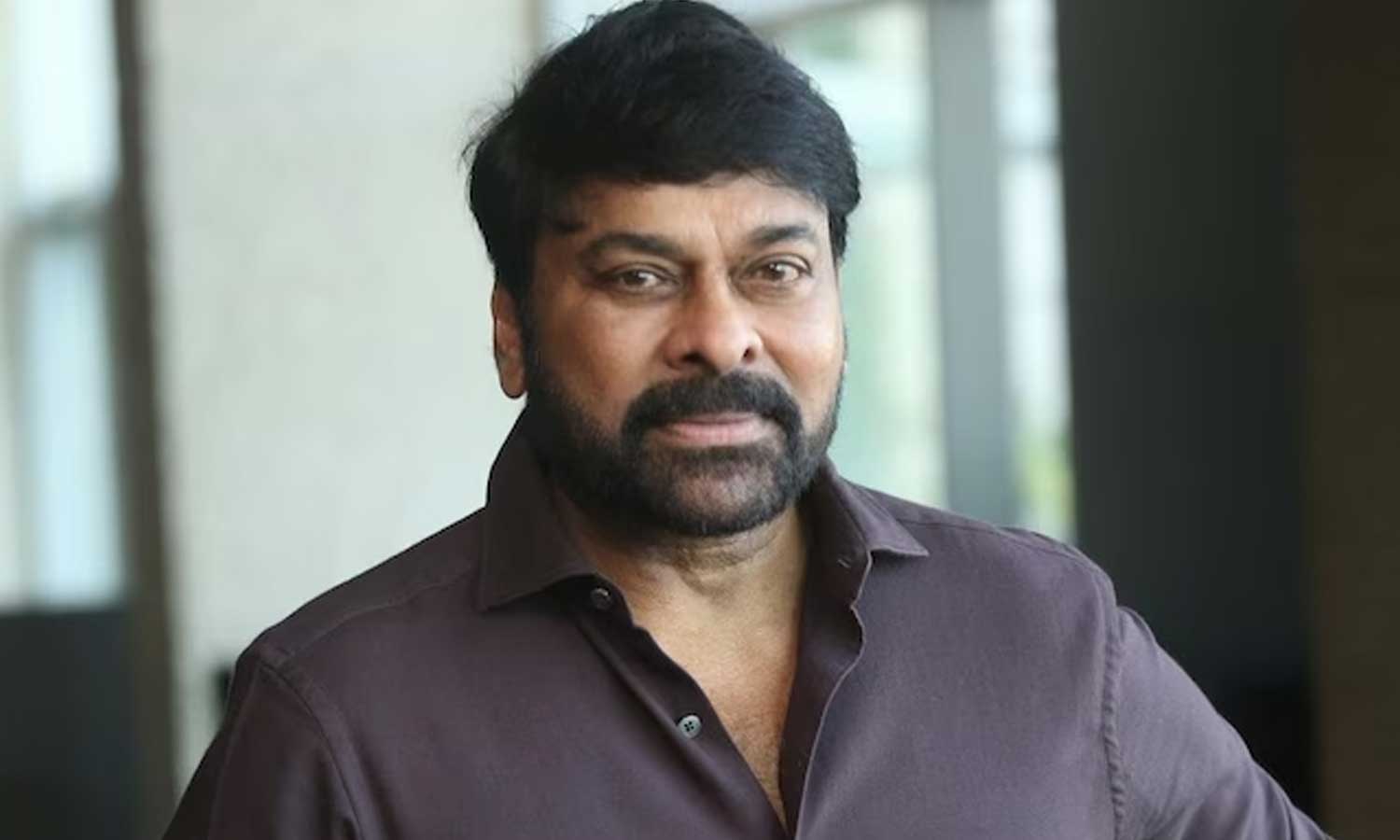 அரசியல்வாதிகள் சினிமா விமர்சனங்களை தவிர்க்க வேண்டும்.. நடிகர் சிரஞ்சீவி பேச்சு