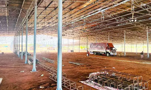 மதுரையில் வருகிற 20-ந்தேதி நடைபெறும் அ.தி.மு.க. மாநாட்டிற்கு 50 ஆயிரம் வாகனங்களில் தொண்டர்கள் வருகை