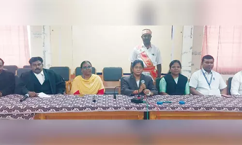 திண்டுக்கல் கோர்ட்டில் சிறப்பு மருத்துவ முகாம்