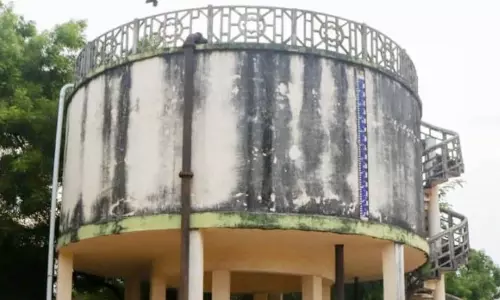 சேதமடைந்த குடிநீர் தொட்டிகளை மாற்ற கோரிக்கை