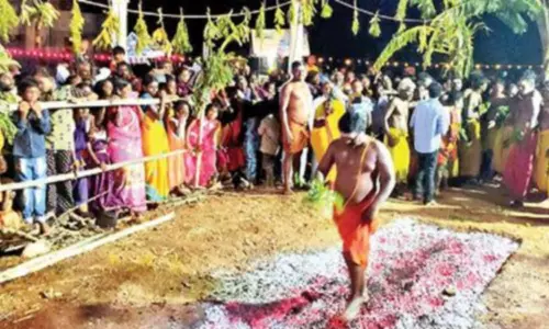 தீமிதி விழா