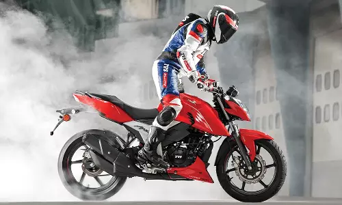 300சிசி-ல புது பைக் பார்சல்.. டிவிஎஸ்-இன் அசத்தல் அறிவிப்பு..!