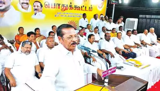 கருணாநிதி நூற்றாண்டு விழா பொதுக்கூட்டம் நாடாளுமன்ற தேர்தலில் 40 தொகுதிகளிலும் தி.மு.க வெற்றி பெறும் கருணாநிதி நூற்றாண்டு விழா பொதுக்கூட்டம் நாடாளுமன்ற தேர்தலில் 40 தொகுதிகளிலும் தி.மு.க வெற்றி பெறும்