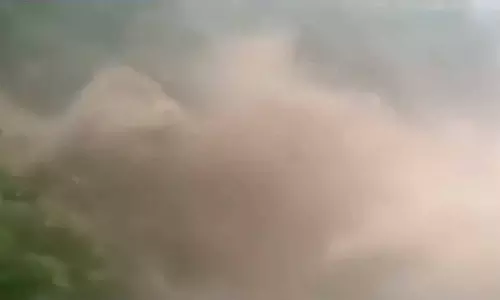 இமாச்சல பிரதேசத்தில் மேகவெடிப்பு: கனமழையால் வீடு தரைமட்டம்- ஐந்து பேர் பலி?