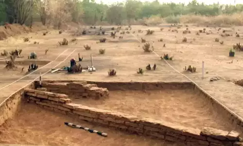 தமிழ் பிராமி எழுத்துக்கள் பொறிக்கப்பட்ட பானை ஓடுகள் ஒரகடத்தில் கண்டுபிடிப்பு